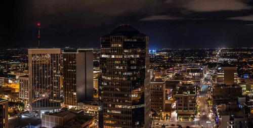 DOWNTOWN NIGHT by Dean Kelly
